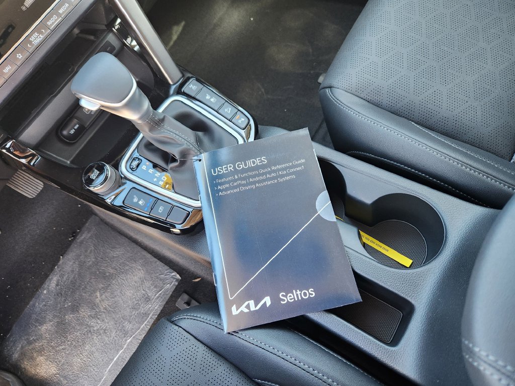 New 2026 Kia Seltos SX w/ SX Sunroof Package AWD/4WD image 19