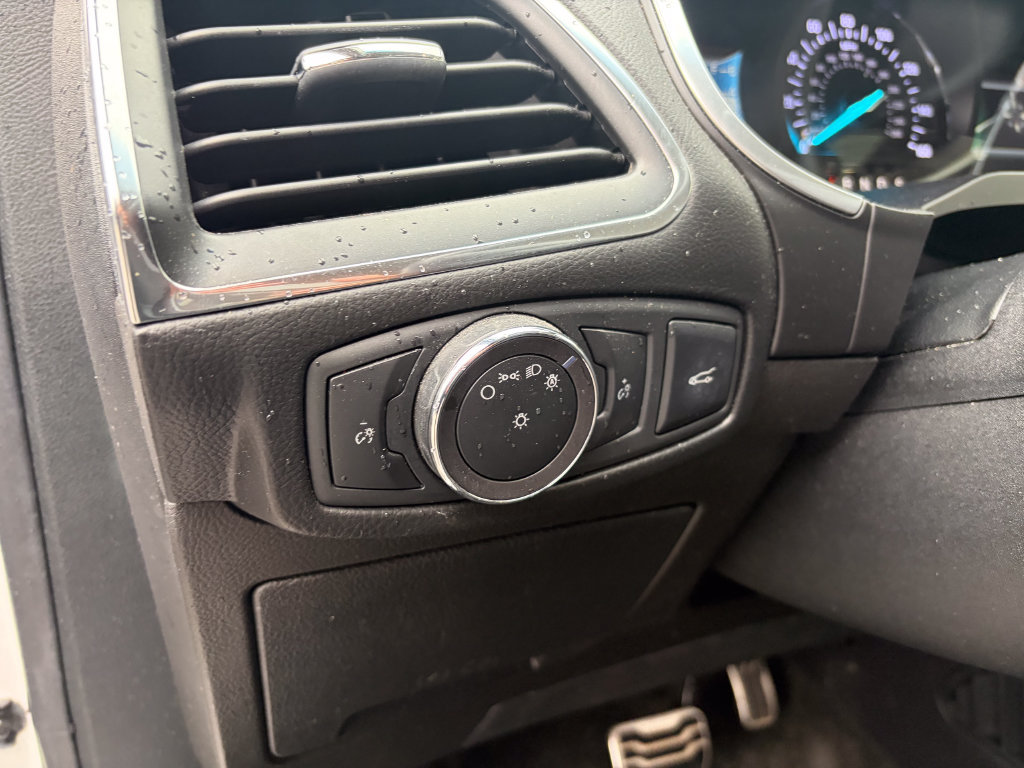 Used 2018 Ford Edge Sport w/ Equipment Group 401A AWD/4WD image 10