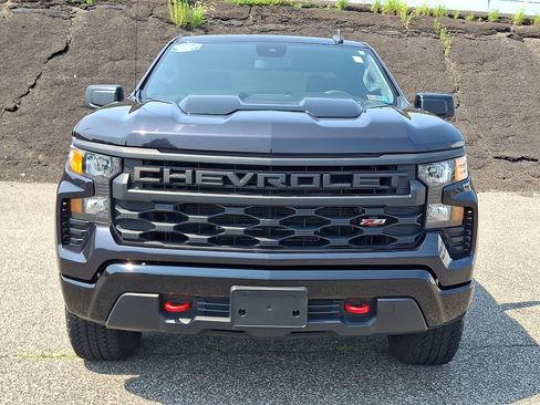 Used 2023 Chevrolet Silverado 1500 Custom Trail Boss AWD/4WD image 2