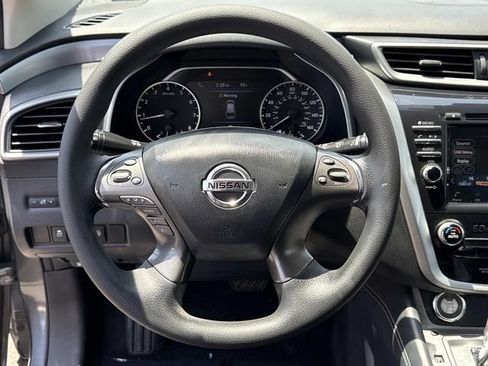Used 2021 Nissan Murano S AWD/4WD image 16