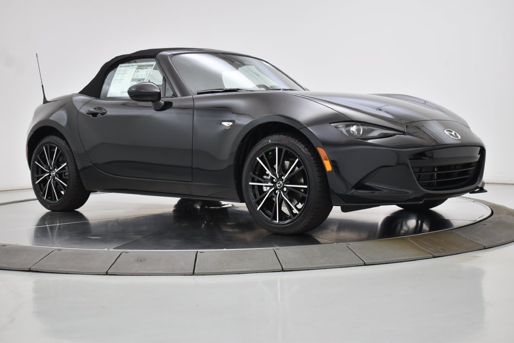 New 2026 MAZDA MX-5 Miata Grand Touring w/ Weather Package RWD image 11