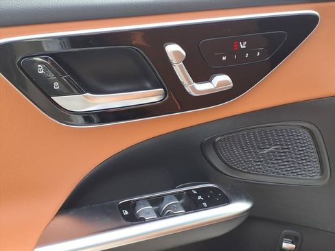 New 2026 Mercedes-Benz C 300 4MATIC Sedan image 11