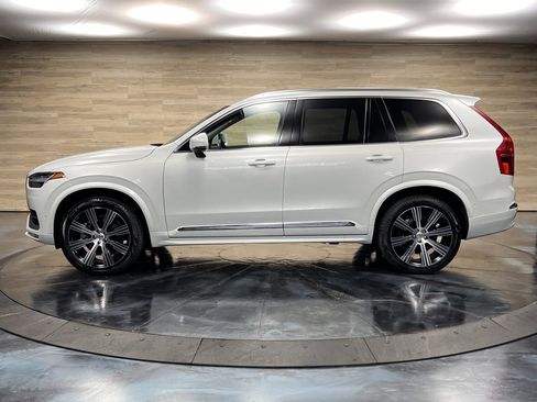 Used 2024 Volvo XC90 B6 Ultimate w/ Protection Package Premier image 21