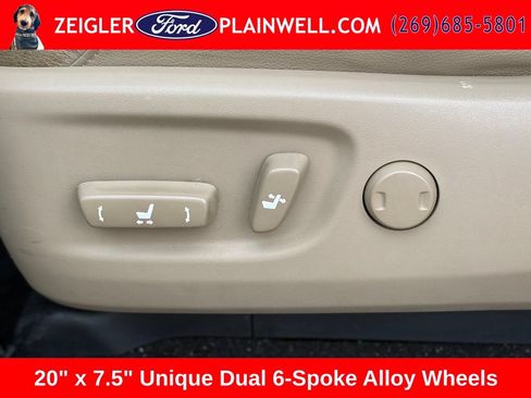 Used 2012 Toyota 4Runner Limited AWD/4WD image 19