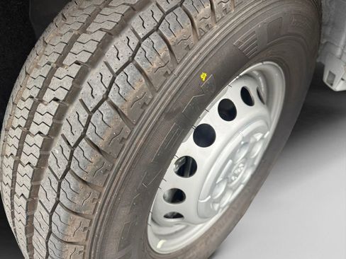 New 2026 RAM ProMaster 3500 w/ Premium Convenience Group image 19