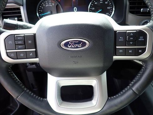 Used 2024 Ford Expedition Max XLT AWD/4WD image 16