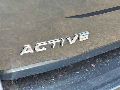 Used 2025 Ford Expedition Active RWD image 8