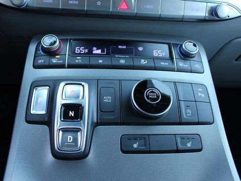 Used 2021 Hyundai Palisade SEL w/ Convenience Package image 23