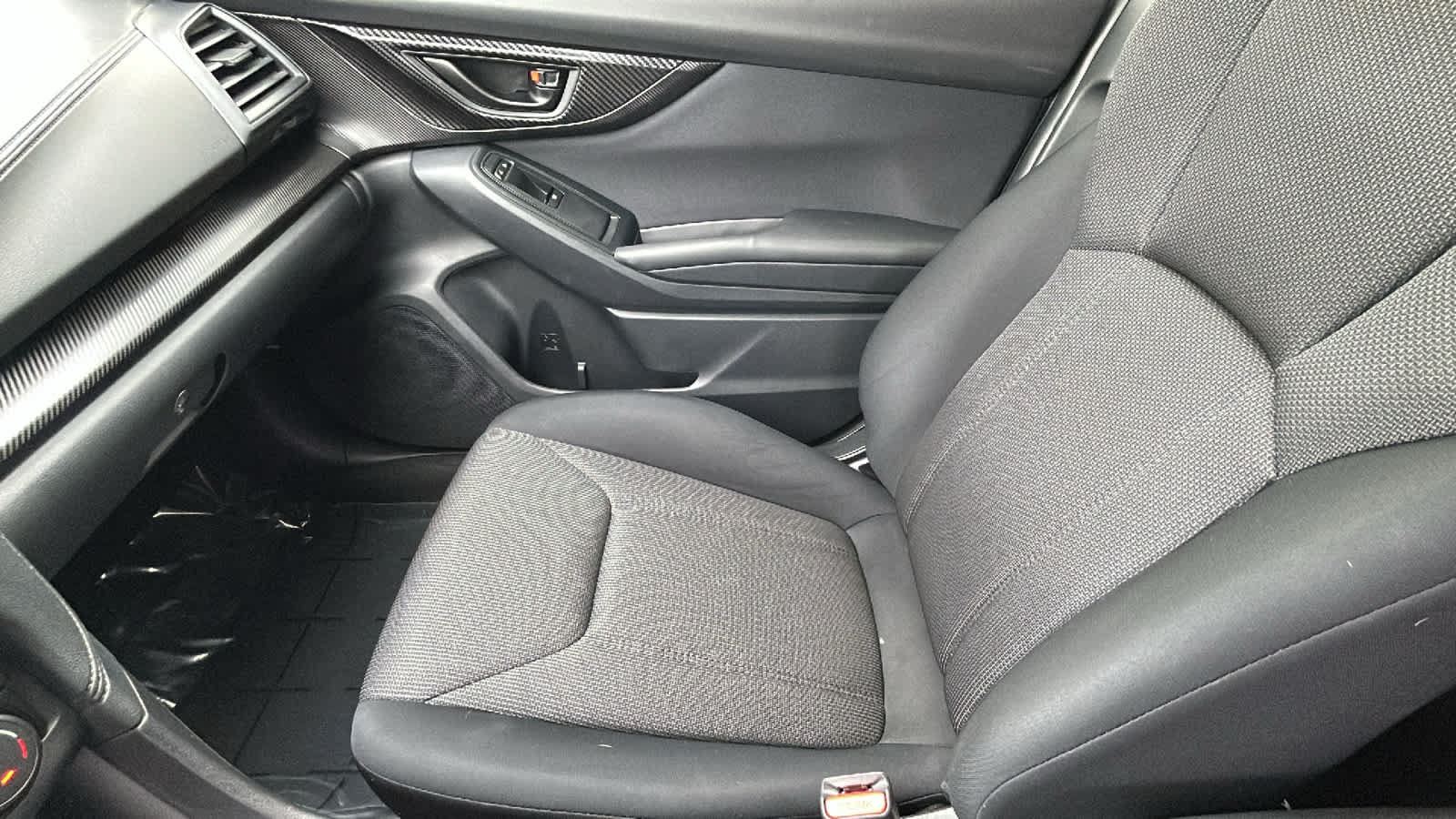 Used 2018 Subaru Crosstrek 2.0i AWD/4WD image 12