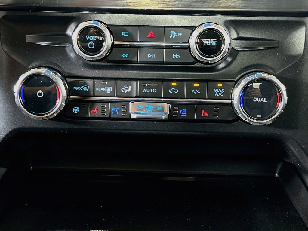 New 2026 Ford F350 Lariat w/ Chrome Package AWD/4WD image 9