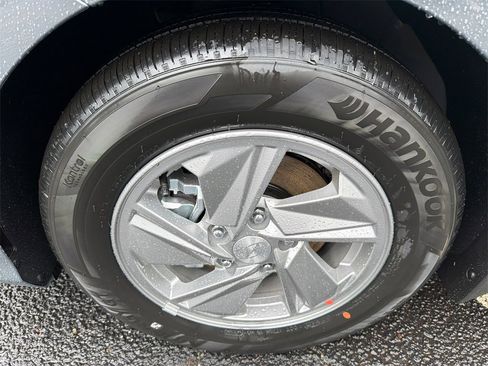 New 2026 Hyundai Elantra SE image 11