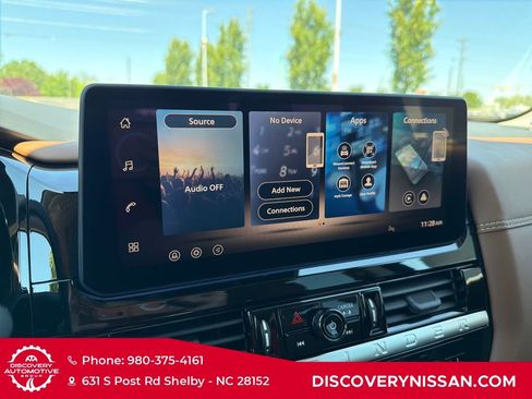 New 2026 Nissan Pathfinder Platinum AWD/4WD image 17