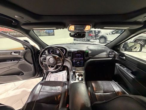 Used 2019 Jeep Grand Cherokee High Altitude RWD image 19