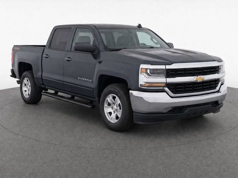 Used 2019 Chevrolet Silverado 1500 LT AWD/4WD image 3