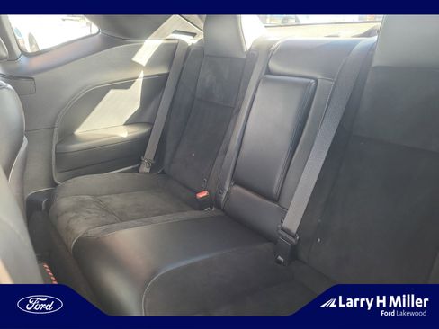 Used 2021 Dodge Challenger R/T w/ Plus Package image 17