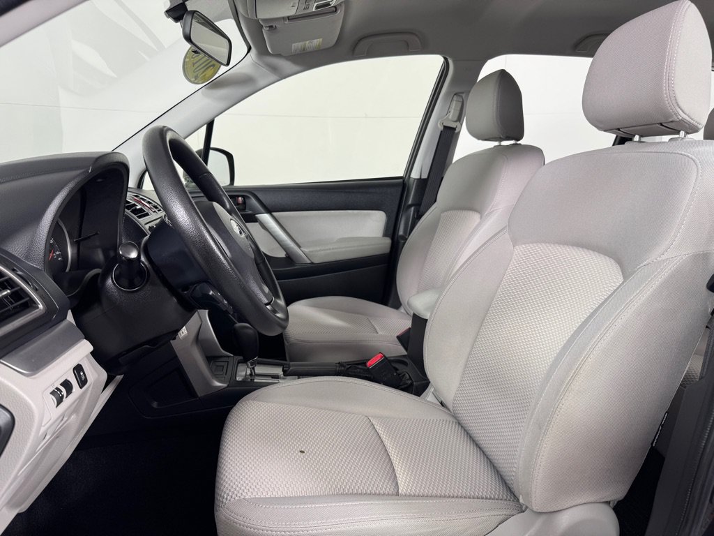 Used 2016 Subaru Forester 2.5i w/ Alloy Wheel Package AWD/4WD image 12