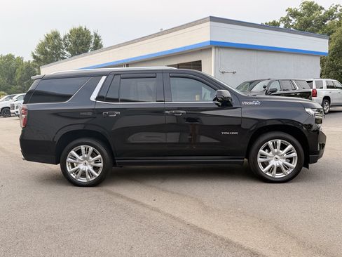 Used 2023 Chevrolet Tahoe High Country AWD/4WD image 24