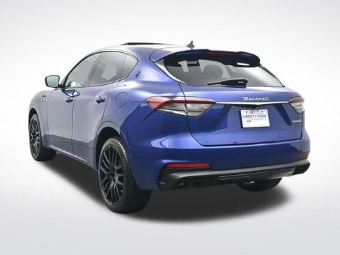 Used 2023 Maserati Levante Modena image 8