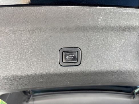 Used 2022 Cadillac Escalade ESV Luxury RWD image 54