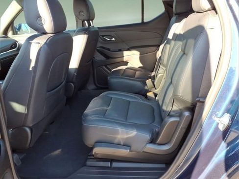 Used 2023 Chevrolet Traverse LT w/ LPO, Floor Liner Package AWD/4WD image 13