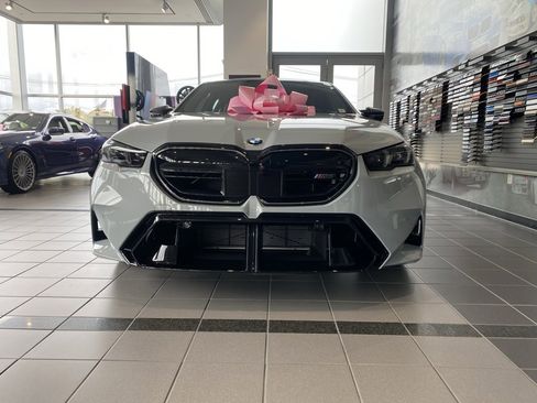New 2026 BMW M5 w/ Executive Package image 2