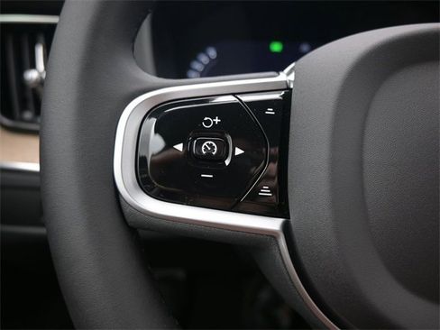 New 2026 Volvo XC60 B5 Plus w/ Protection Package Premier image 26