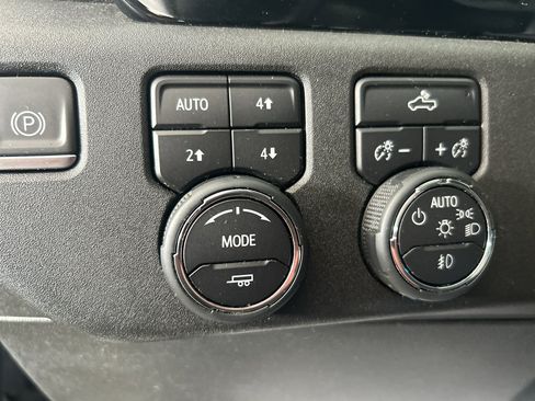 Used 2023 Chevrolet Silverado 1500 RST image 25