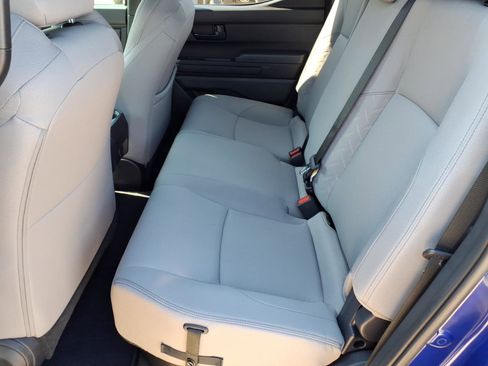 Used 2025 Toyota Tacoma SR5 image 14