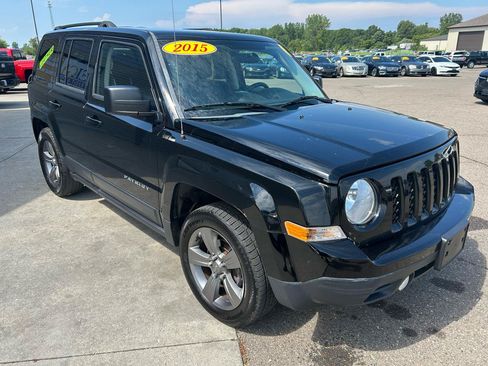 Used 2015 Jeep Patriot High Altitude FWD image 3