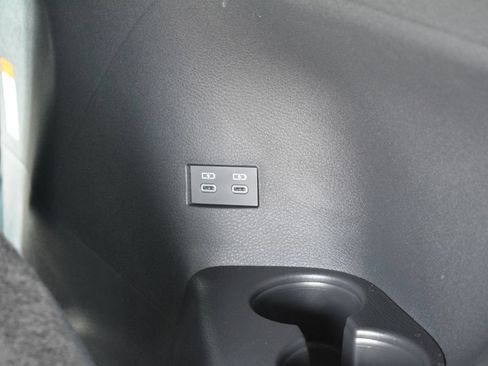 Used 2026 Toyota Sienna XSE AWD/4WD image 25