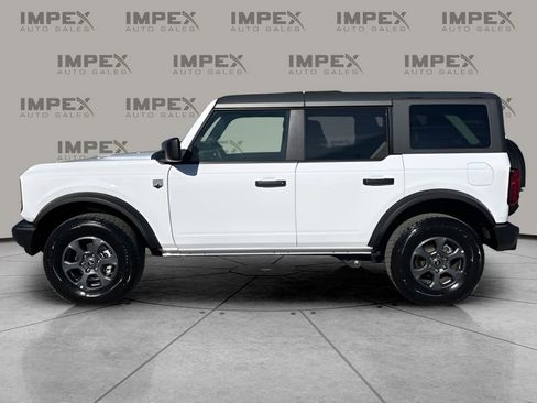 Used 2025 Ford Bronco Big Bend image 2