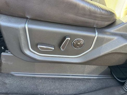 Used 2020 Ford F150 Limited w/ Trailer Tow Package image 11