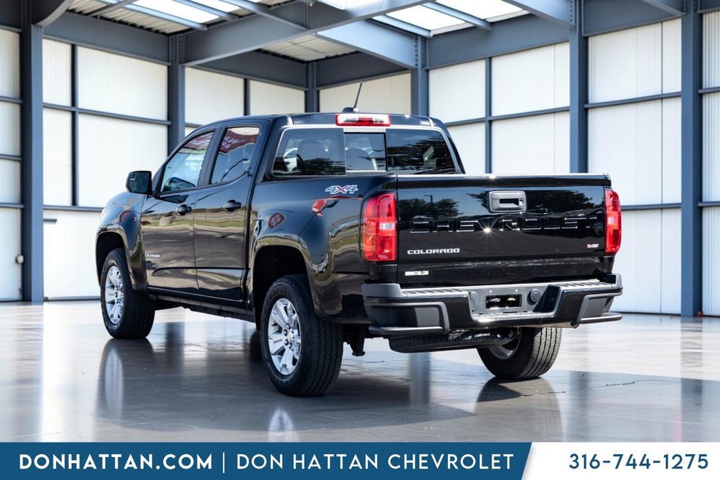 Used 2022 Chevrolet Colorado LT w/ Luxury Package AWD/4WD image 22