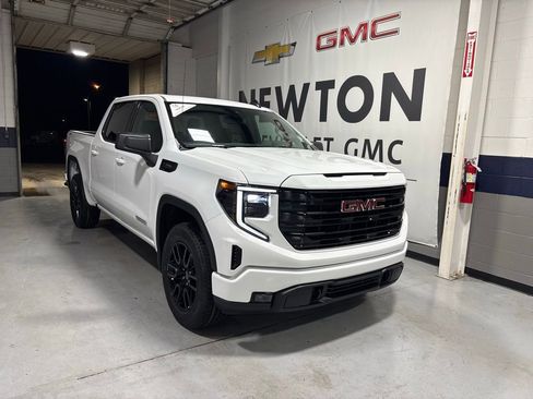 New 2026 GMC Sierra 1500 Elevation image 2