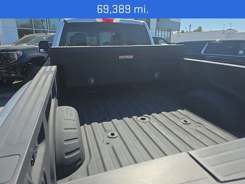 Used 2017 Ford F350 Lariat w/ Lariat Ultimate Package image 3