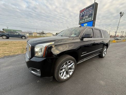 Used 2017 GMC Yukon XL Denali w/ Open Road Package image 6