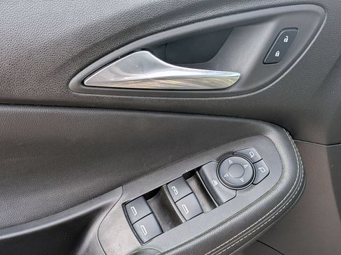 Used 2024 Buick Encore GX Sport Touring AWD/4WD image 14