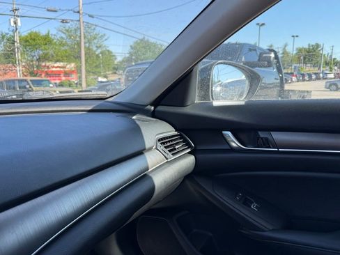 Used 2020 Honda Accord LX image 21