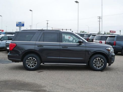 Certified 2023 Ford Expedition XLT AWD/4WD image 2