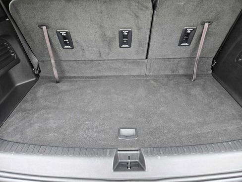 Certified 2024 Chevrolet Traverse Z71 AWD/4WD image 31