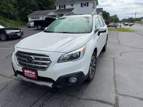 Used 2017 Subaru Outback 3.6R Limited AWD/4WD image 1