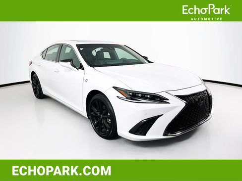 Used 2023 Lexus ES 300h F Sport image 1