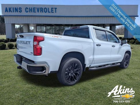 Used 2023 Chevrolet Silverado 1500 LT AWD/4WD image 4