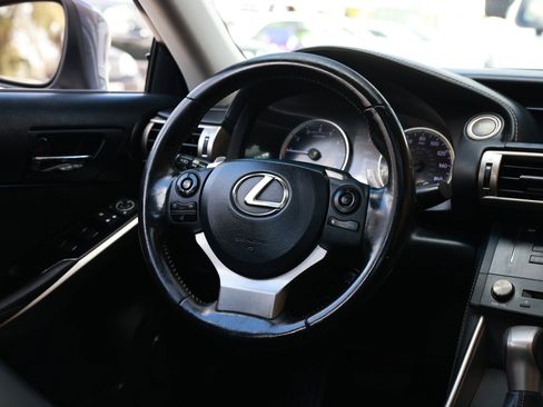 Used 2016 Lexus IS 200t image 32