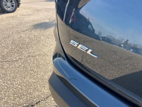 Certified 2023 Ford Edge SEL w/ Convenience Package image 24