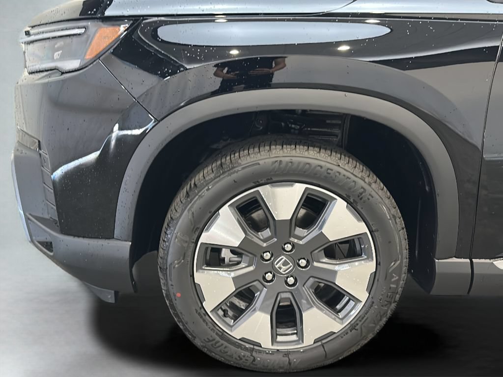 New 2026 Honda Pilot Touring image 10