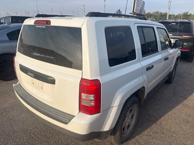 Used 2016 Jeep Patriot Sport FWD image 4