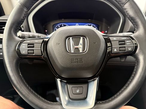 Used 2023 Honda Pilot Elite image 44