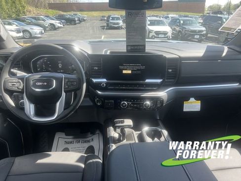 New 2026 GMC Sierra 1500 SLT w/ SLT Premium Package image 10