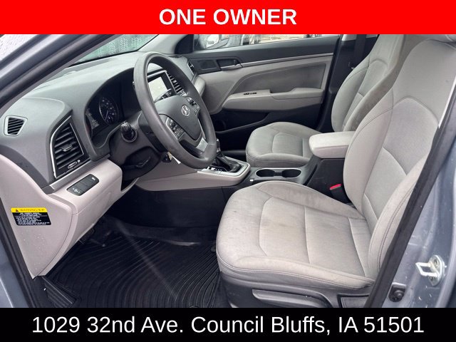 Used 2017 Hyundai Elantra SE FWD image 12